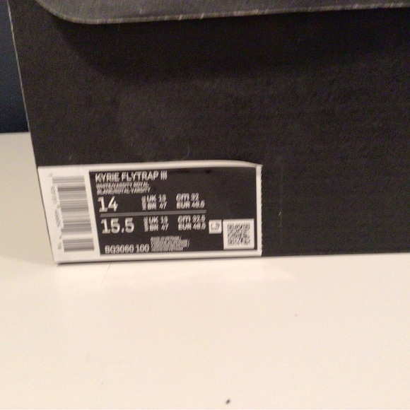 Nike Kyrie Flytrap III Size 14 White / Blue. - Picture 6 of 8